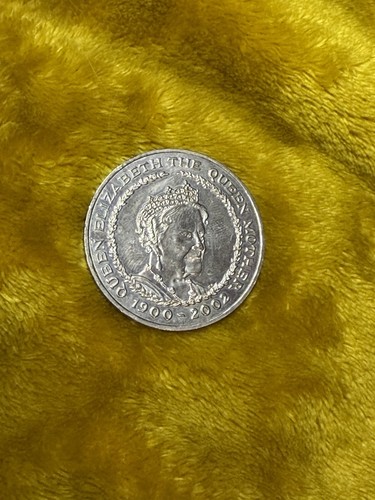 2002 five pounds queen - 2002,