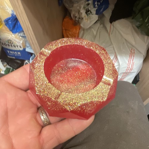Red gold glitter - &,