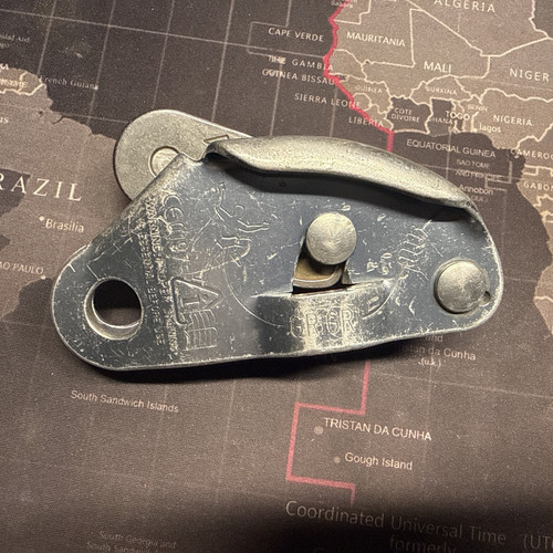 Petzl grigri used very good - grigri,
