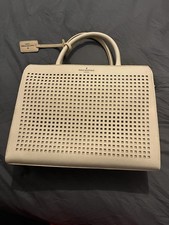 Pauls Boutique