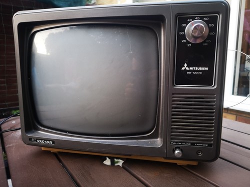 Mitsubishi 1207b vintage tv - vintage,