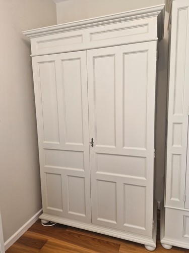 Solid wood door - wood, wardrobe