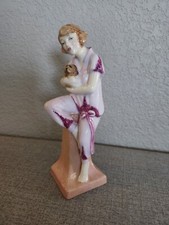 Signed royal doulton figurine - signed,