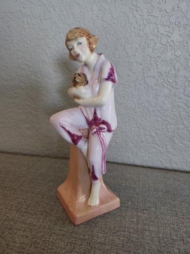 Signed royal doulton figurine - royal,