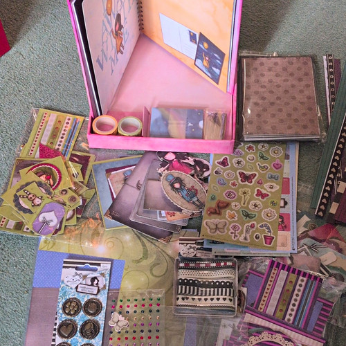 Santoro gorjuss scrapbook - santoro,
