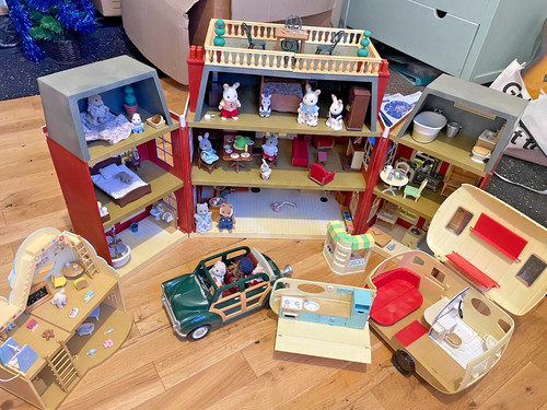 Sylvanian families job lot - families, /
