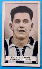JOHN HARDY GRIMSBY DERBY OLDHAM GALLAHER FAMOUS FOOTBALLERS 1926 CARD No 34