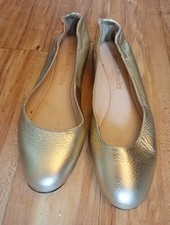 Ladies Russell and Bromley