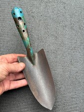VINTAGE GARDENERS HAND TROWEL