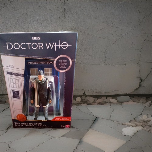 Doctor who first - doctor,