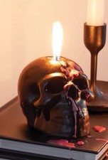 Hallow Scream Bleeding Skull Unscented Candle Black