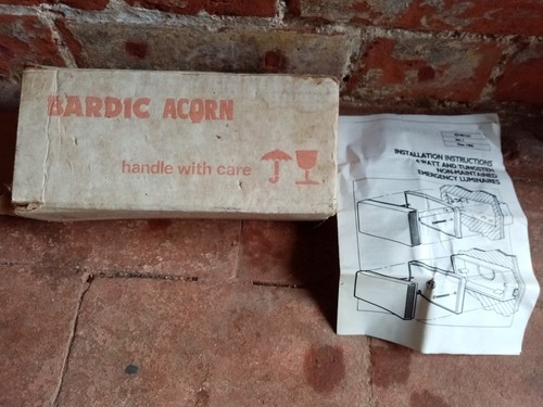 Bardic acorn emergency light - bardic,