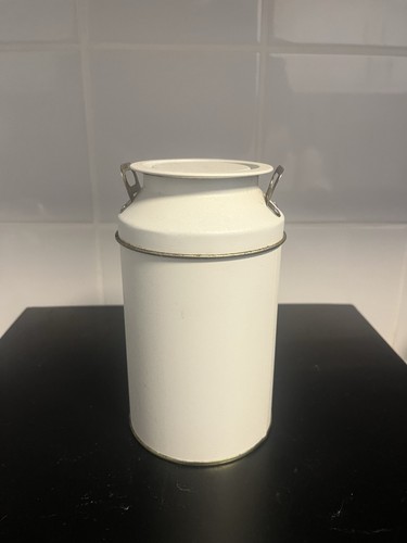 Vintage farmhouse white metal - farmhouse,