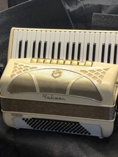 Accordion Hohner Lucia IV In
