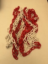 Plastic Chain Link Safety Barrier for Driveway Approximately 10meters