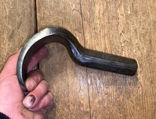 VINTAGE WARWICK PANEL BEATING