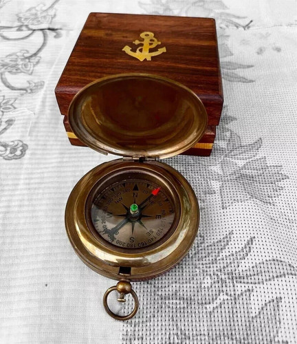 Antique brass compass - 3'',
