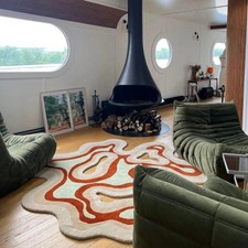 Hand Tufted Amoeba Round Rug