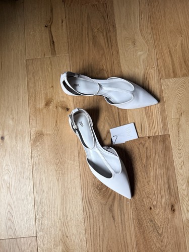 Zara ecru white flat shoes - ecru,