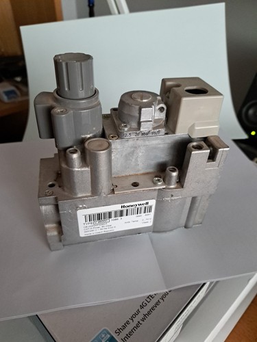 Honeywell 240v grey push - 240v,