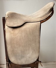 Beautiful Suede show saddle 18” - used for 1 season