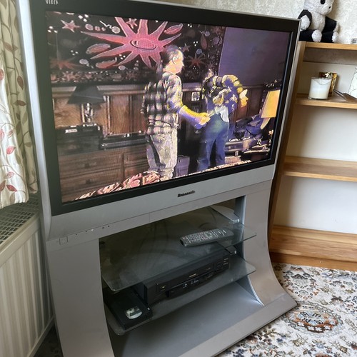Panasonic viera plasma - viera, 37”
