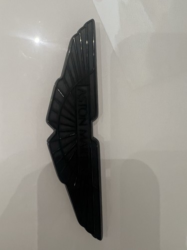 New genuine aston - aston, martin