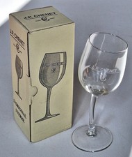 Chenet wonky wine glass - p.,