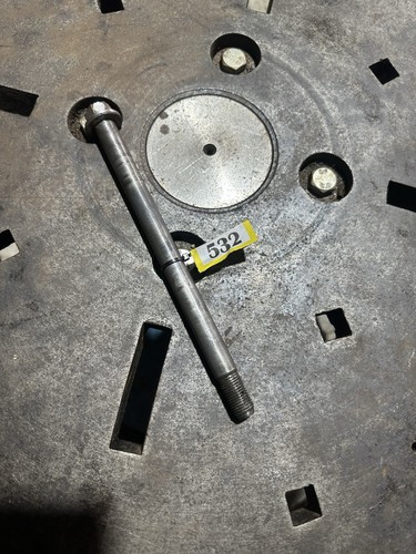 Etz 251 301 rear spindle - mz,