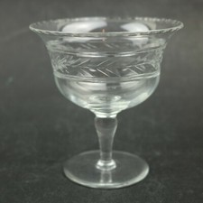 Vintage Glass Sundae Dish Bowl Stemmed Dessert Cup 11cm Tall x 10.5cm Wide
