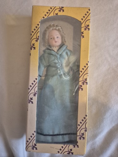 Del prado victorian - prado, miniature