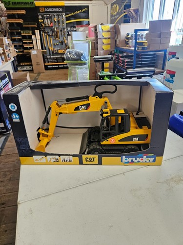 Bruder cat wheeled excavator - wheeled,