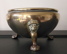 Victorian English Brass Bowl With Three Lion Mask & Paw Feet – 16 cm Diameter