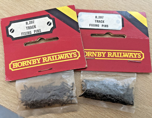 Track fixing pins packs - fixing, )
