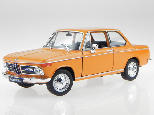 Welly bmw 2002 diecast 24 - ti,
