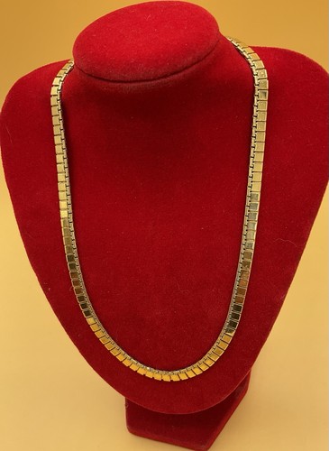 Monet vintage gold tone - monet,