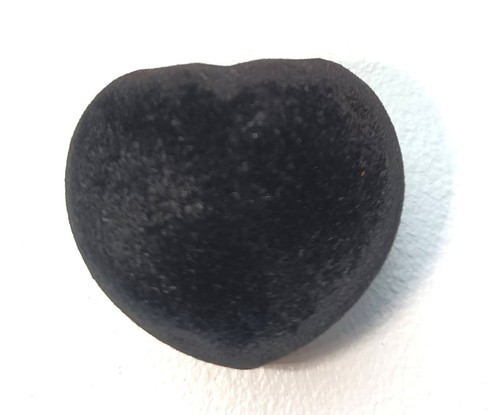 Black velvet heart ring - ring, box.