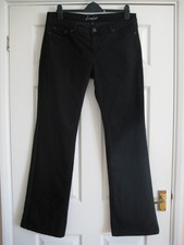 Y2K Early 2000`s Vintage Oasis