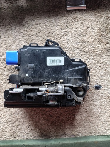 Skoda fabia door lock left - skoda,