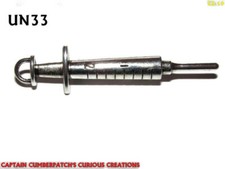 steampunk brooch badge pin doctor hyperdermic needle syringe medical #UN33