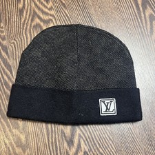 Black Grey LV Louis Vuitton Wool Beanie Hat - White LV logo - One Size