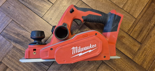 Milwaukee m18bp 18v ion - m18bp-0,