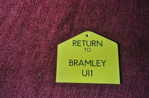 Railway reusable wagon label