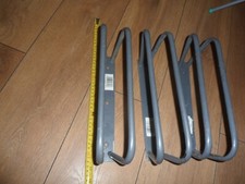 3 bike stands