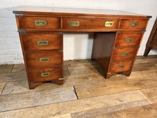 Military Campaign Desk . Free