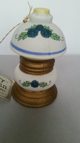 Vintage country kitchen - country, bisque