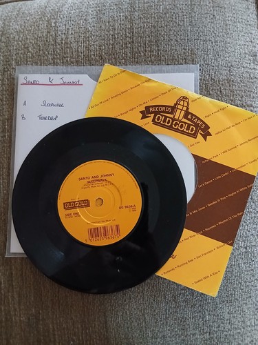 Santo johnny sleepwalk - santo, /