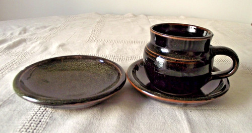 Winchcombe pottery trio cup - winchcombe,