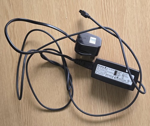 Genuine mains charger sony - uk,