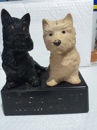 Black and white scottie - white,